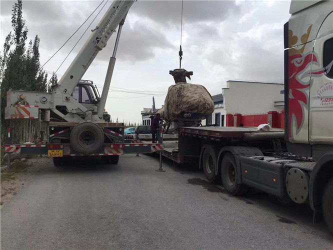 云龙县狭窄场地（如小区、车间）适合用哪种吊车？