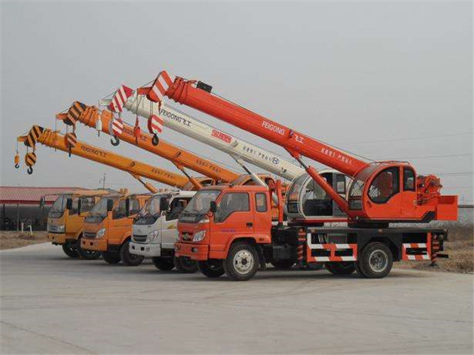 云龙县设备出现故障导致停工，怎么处理？是否有备用设备替换？